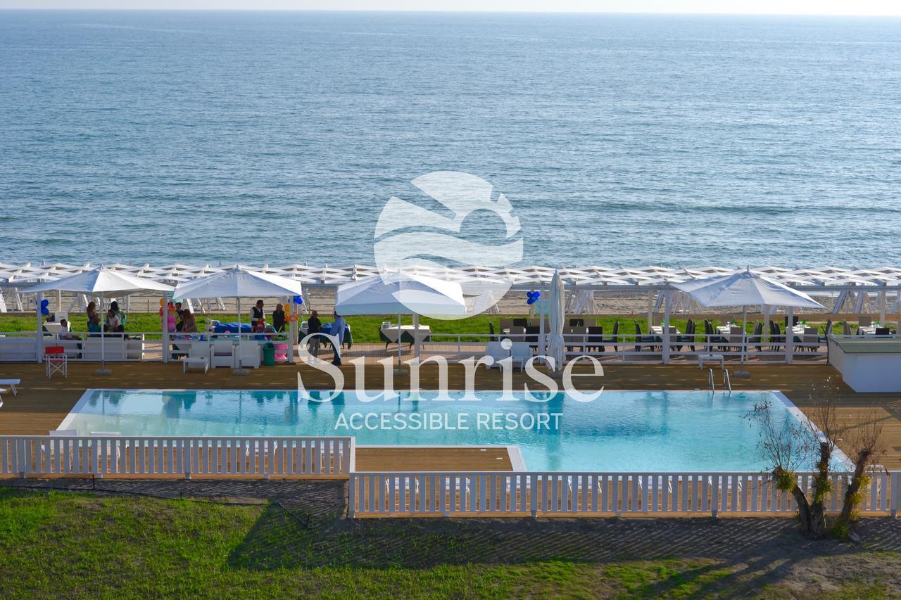 Sunrise Accessible Resort Battipaglia Kültér fotó